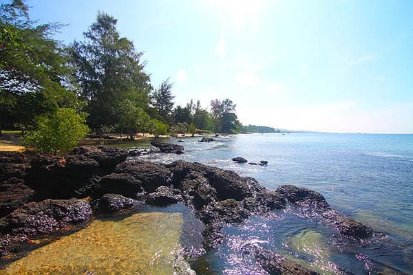 bai bien ong lang o phu quoc 1 - Ngắm nhìn bãi biển Ông Lang Phú Quốc khi du lịch