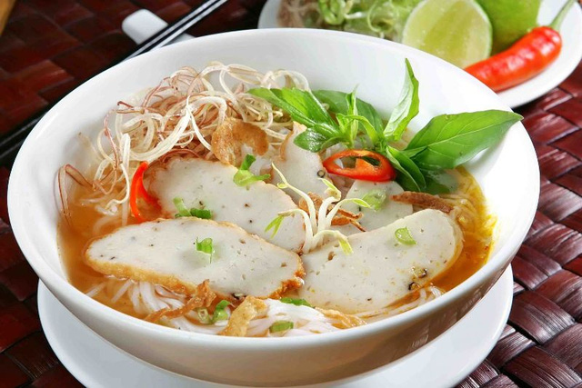 Bánh canh chả cá mang chất riêng Phan Thiết