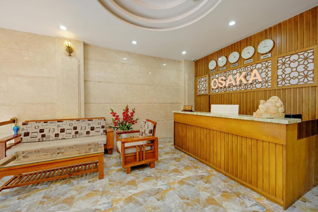 quay le tan nha nhan sang mat cua khach san Osaka - Top 10 khách sạn giá rẻ ở Đà Nẵng chất lượng nhất