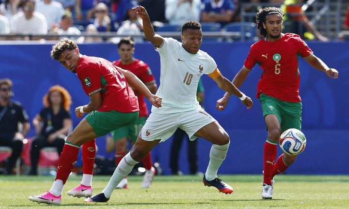Pháp thắng Morocco 2-0: Mbappe ghi bàn, kiến tạo cho Dembele